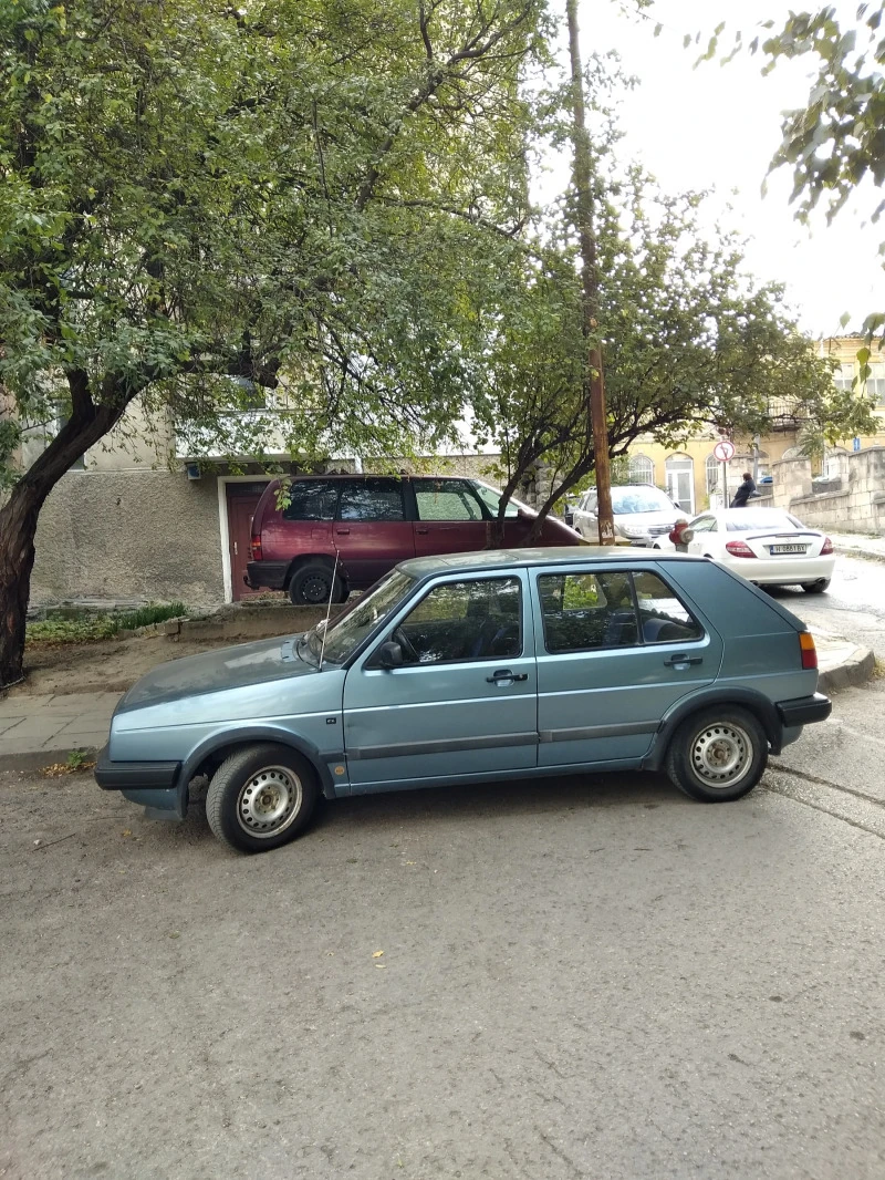 VW Golf, снимка 3 - Автомобили и джипове - 47505387