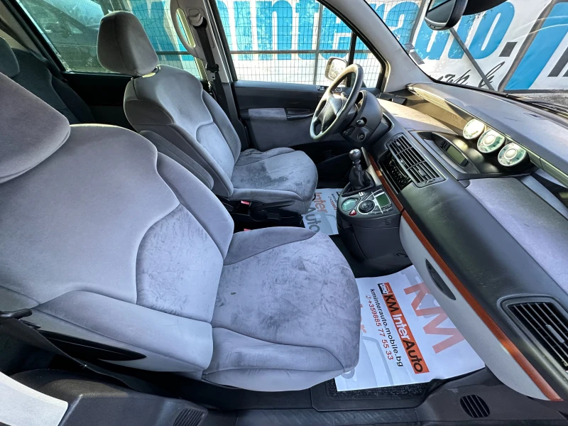 Citroen C8 2.0HDI 6+ 1 ТЕГЛИЧ, снимка 13 - Автомобили и джипове - 47410997