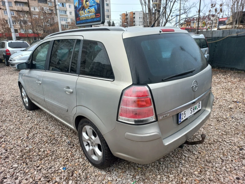 Opel Zafira 1.8i/7местен, снимка 3 - Автомобили и джипове - 48450825