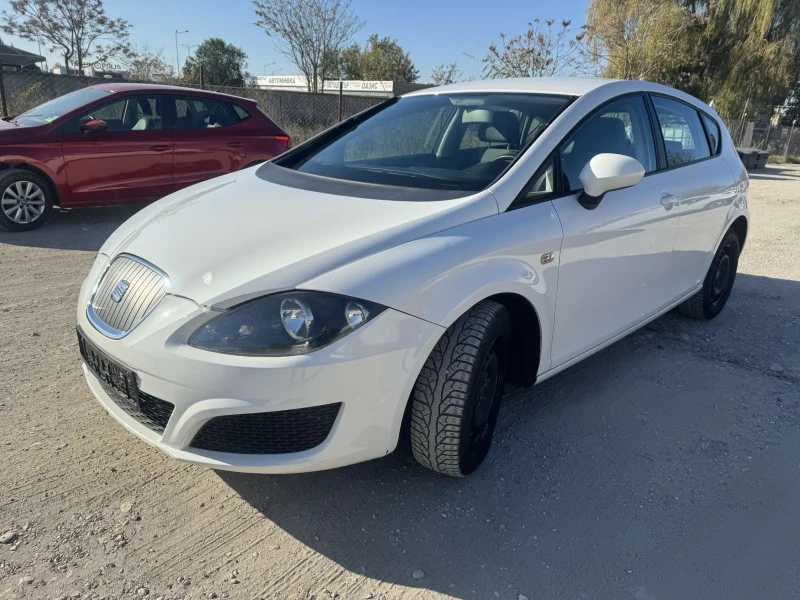 Seat Leon 1.6tdi, снимка 4 - Автомобили и джипове - 49236273