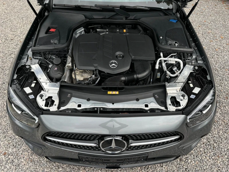 Mercedes-Benz E 220 COUPE 4 Matic, снимка 11 - Автомобили и джипове - 52479605