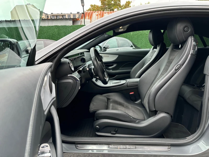 Mercedes-Benz E 220 COUPE 4 Matic, снимка 15 - Автомобили и джипове - 52479605
