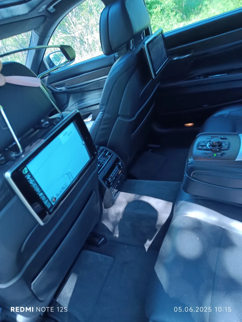 BMW 750 3.0 D X drive Long , снимка 10 - Автомобили и джипове - 52676287