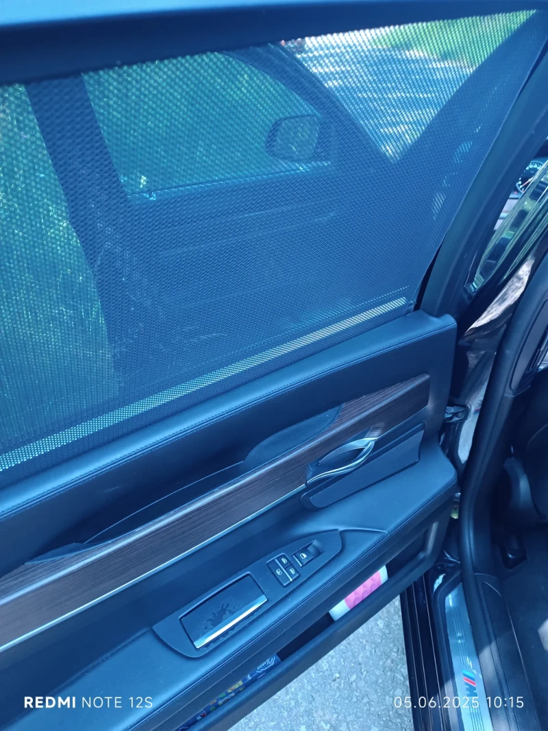 BMW 750 3.0 D X drive Long , снимка 9 - Автомобили и джипове - 52676287