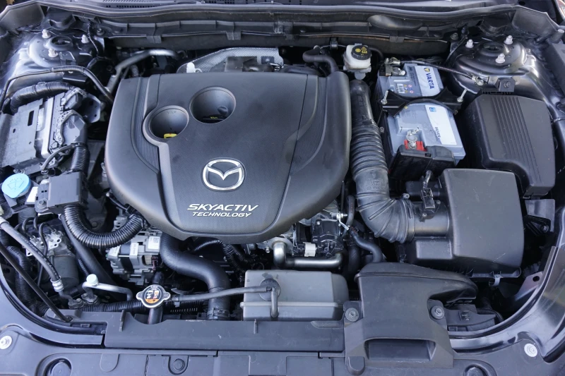 Mazda 6 2.2D/навигация/KeyLess/Xennon , снимка 8 - Автомобили и джипове - 52424808