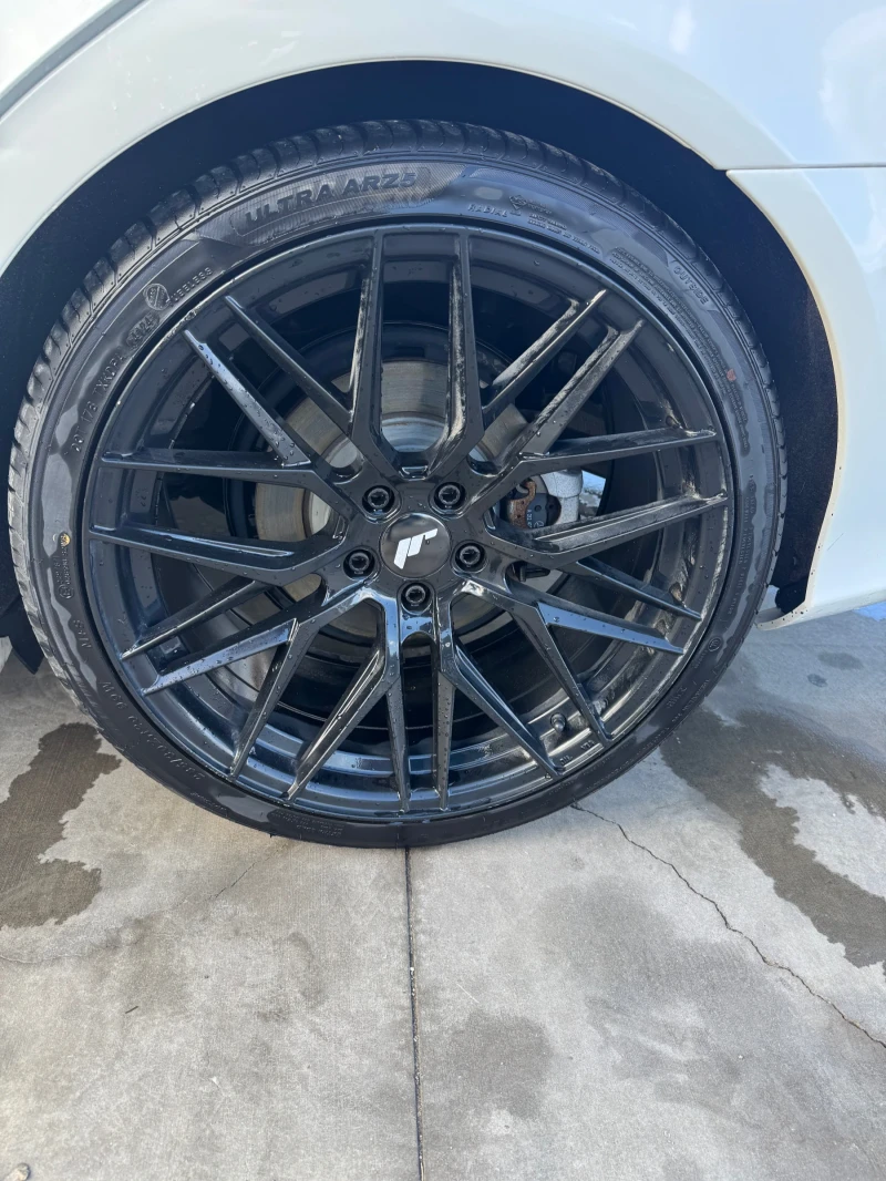 Mercedes-Benz CLS 400 4 Matic, снимка 14 - Автомобили и джипове - 52504177