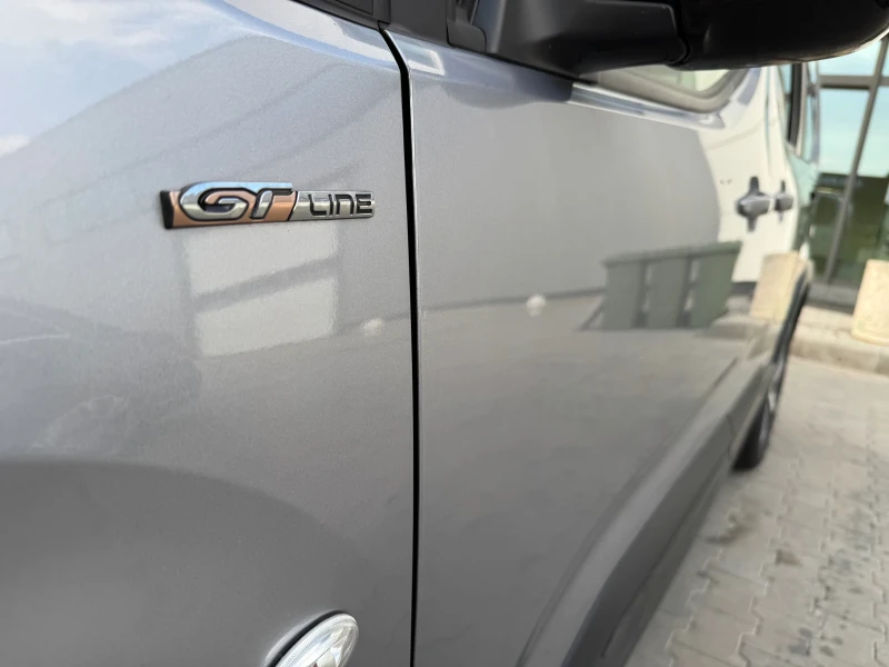 Peugeot Rifter 1.5 BlueHDi GT line EAT8 Long, снимка 9 - Автомобили и джипове - 52551781