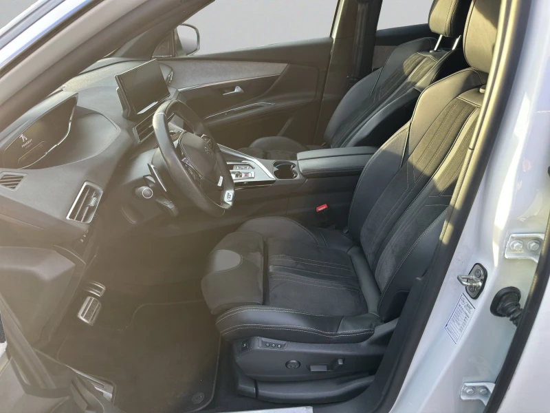 Peugeot 3008 New Line Up GT PACK 1.2 PureTech 130 S&S EAT8, снимка 9 - Автомобили и джипове - 52553608