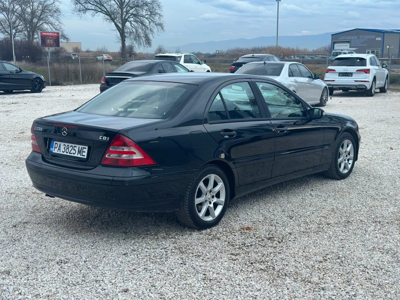 Mercedes-Benz C 200 AVANTGARDE | ОБСЛУЖЕН | РЕГИСТРИРАН, снимка 5 - Автомобили и джипове - 53010946