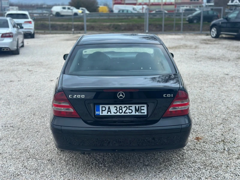 Mercedes-Benz C 200 AVANTGARDE | ОБСЛУЖЕН | РЕГИСТРИРАН, снимка 4 - Автомобили и джипове - 53010946