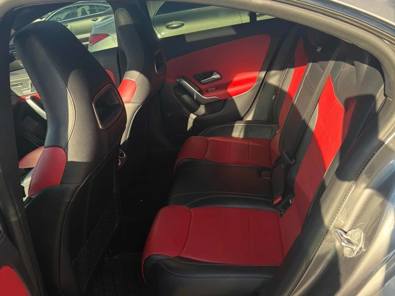Mercedes-Benz CLA 250  * CARFAX * ПОДГРЕВИ* ШИБИДАХ, снимка 13 - Автомобили и джипове - 53387866
