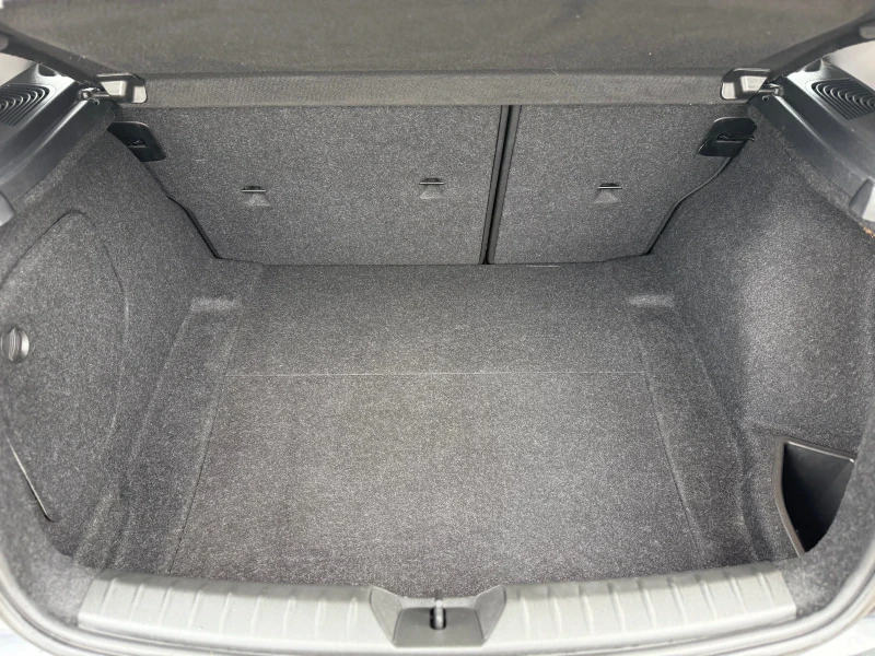 BMW 120 d Автомат Италия, снимка 15 - Автомобили и джипове - 53447293