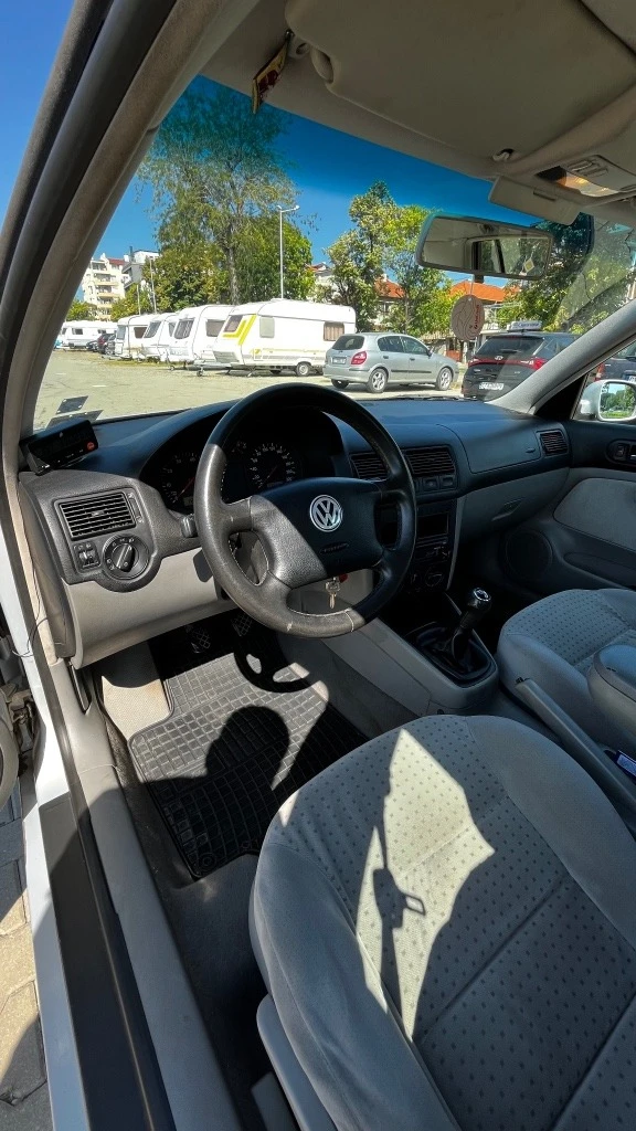 VW Golf 1.4, снимка 10 - Автомобили и джипове - 47385594