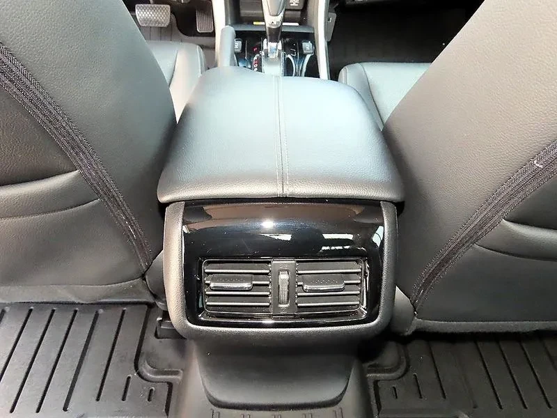 Honda Accord  2.4 9Th Generation, снимка 17 - Автомобили и джипове - 55841509