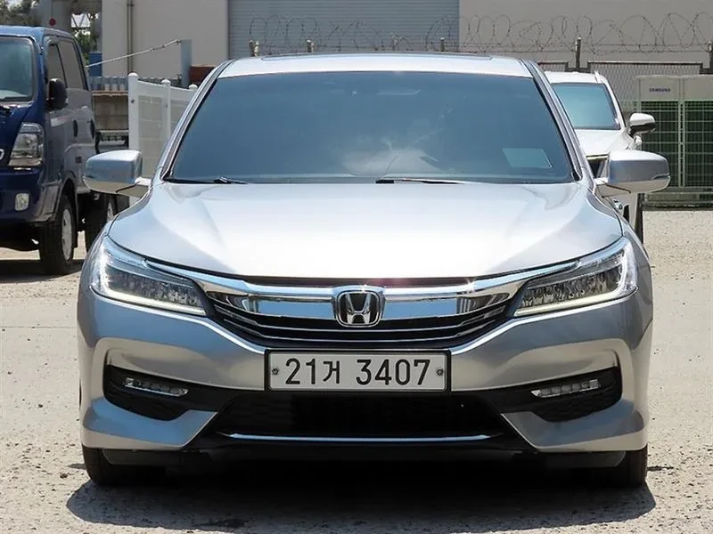 Honda Accord  2.4 9Th Generation