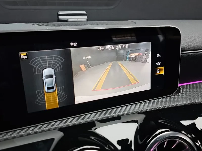 Mercedes-Benz A 200 Sedan, снимка 15 - Автомобили и джипове - 55951722