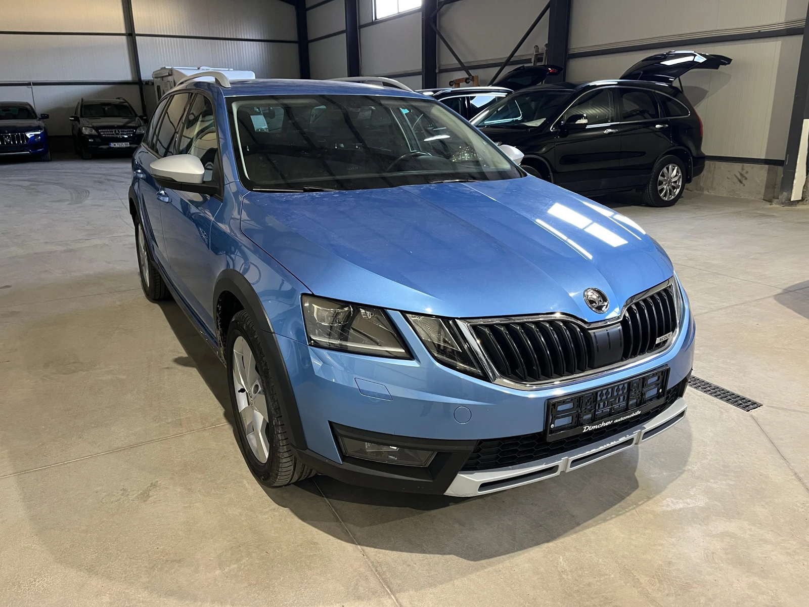 Skoda Octavia Scout - изображение 2