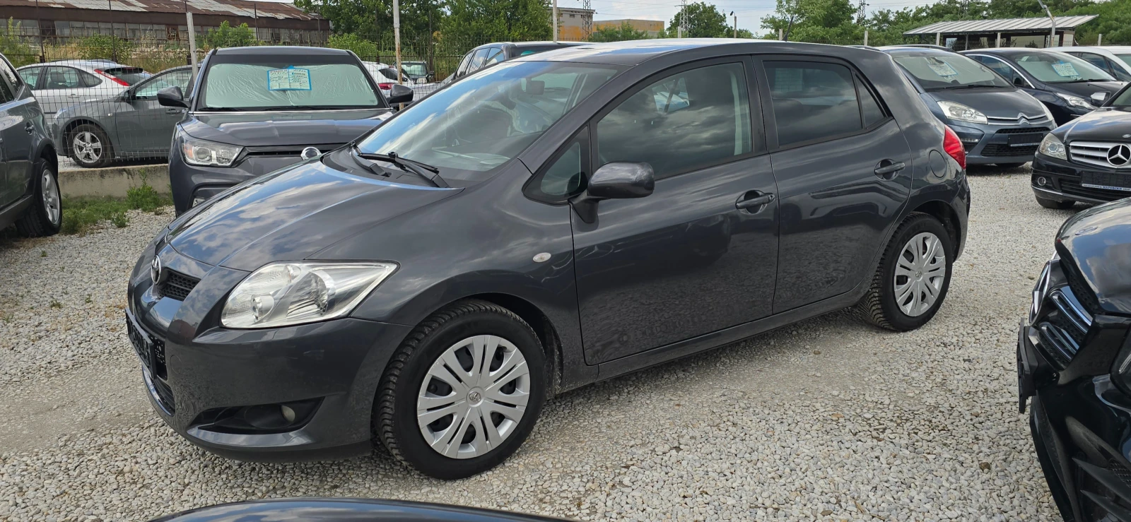 Toyota Auris 1.4 D4D 90к.с БЕЗ ДРАСКОТИНА !!! - изображение 6