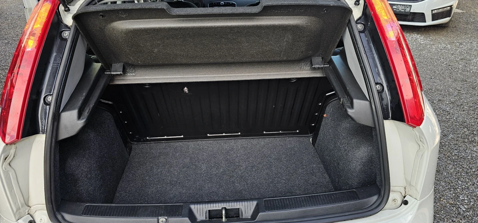 Fiat Punto 1.2i euro6b   | Mobile.bg   17