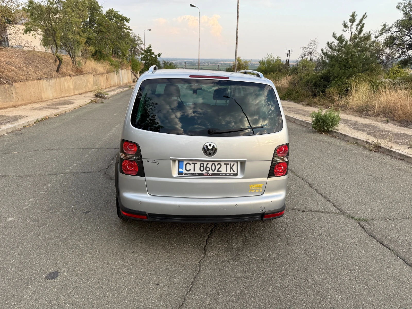VW Touran 1.900TDI 105 ks 6 скорости - изображение 8