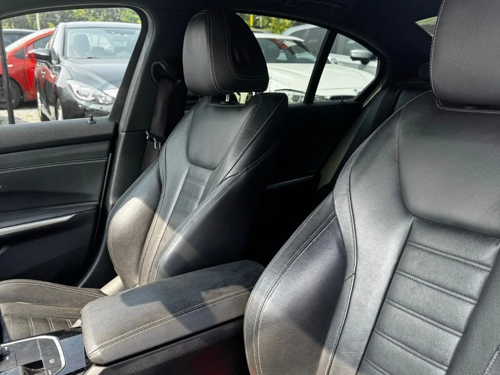 BMW 330 xDrive * АвтоКредит* (ЦЕНА ДО БГ) - изображение 9