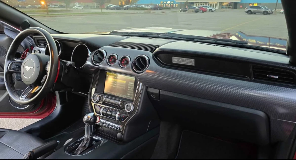 Ford Mustang ECO BOOST * * CARFAX * * АВТО КРЕДИТ * *  - изображение 10