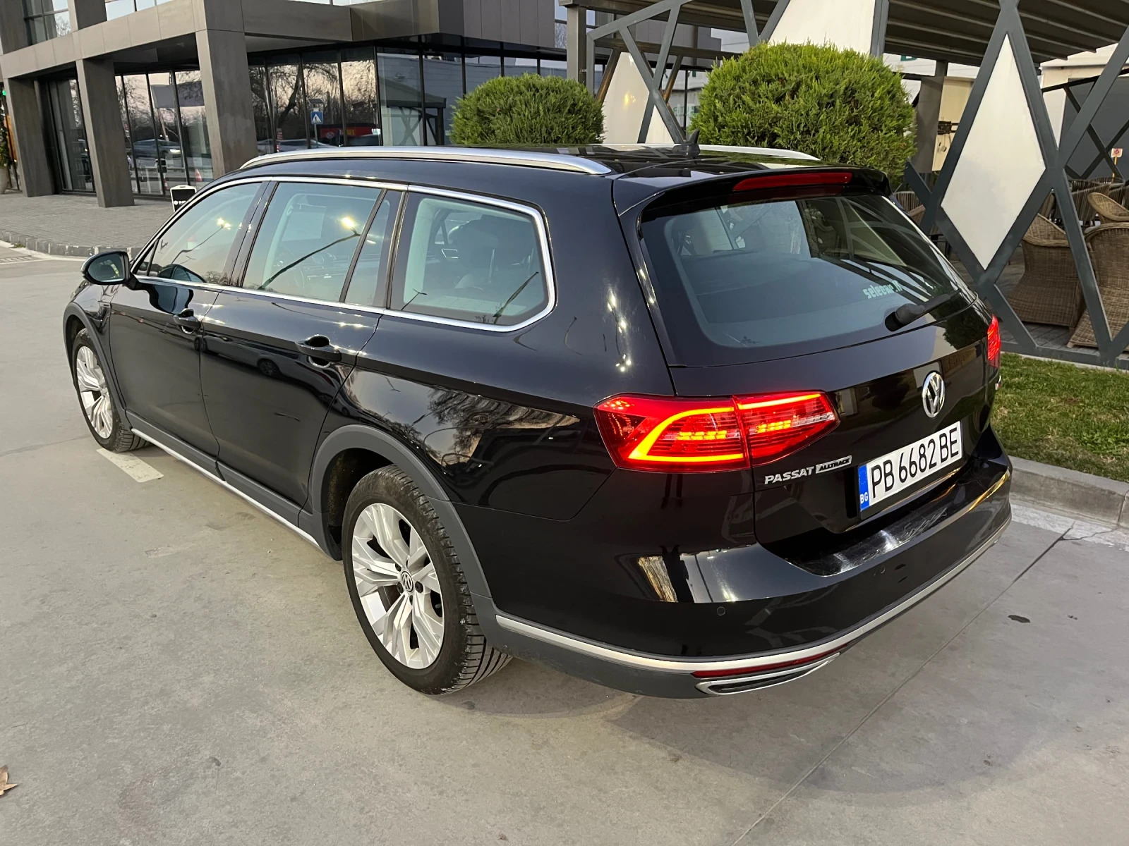 VW Passat 2.0 TDI - 190 HP - ALLTRACK - AUTOMAT  - изображение 6