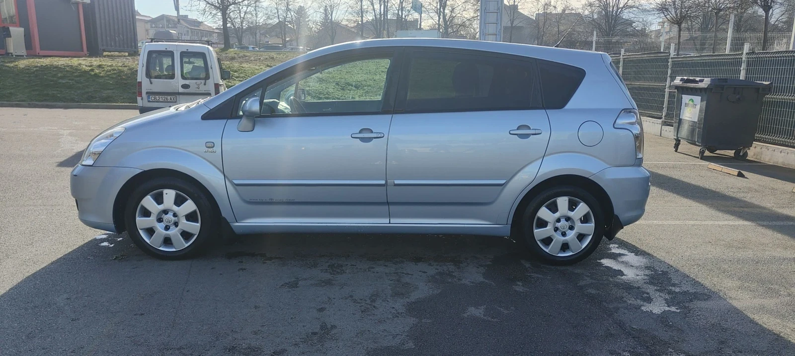 Toyota Corolla verso 7 места - изображение 5