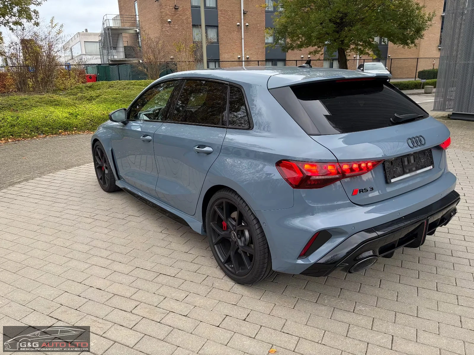 Audi Rs3 2.5TFSI/400HP/SPORTBACK/PANO/360/SONOS/SHADOW/712g - изображение 4