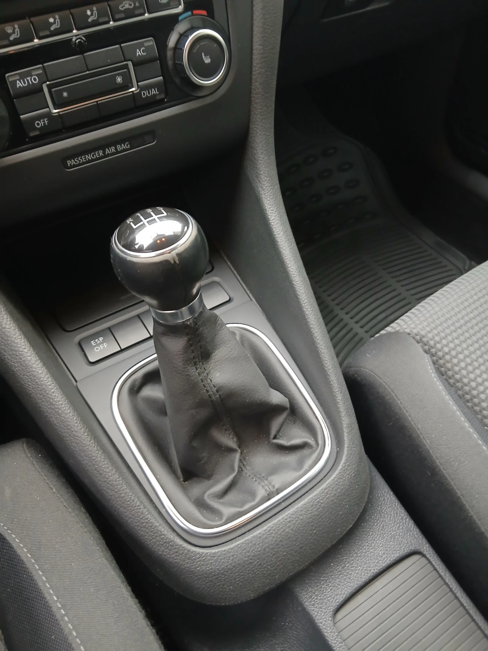 VW Golf 6 - изображение 5