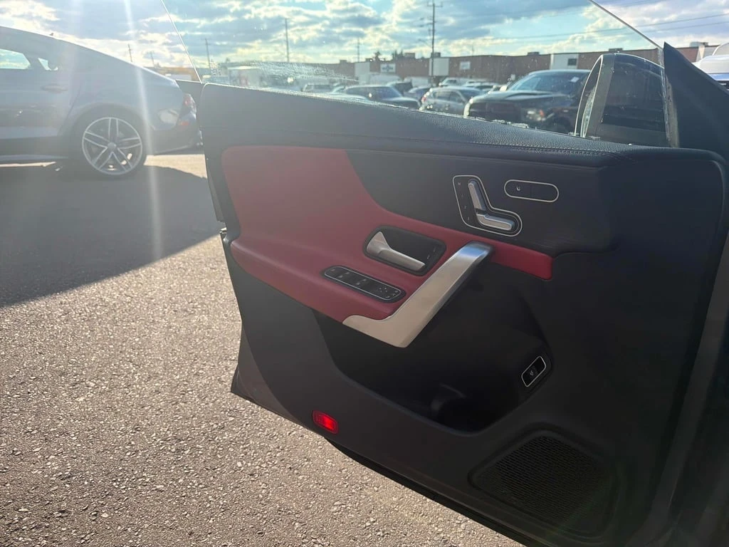 Mercedes-Benz CLA 250  * CARFAX * ��������* ������� | Mobile.bg � ����������� 11