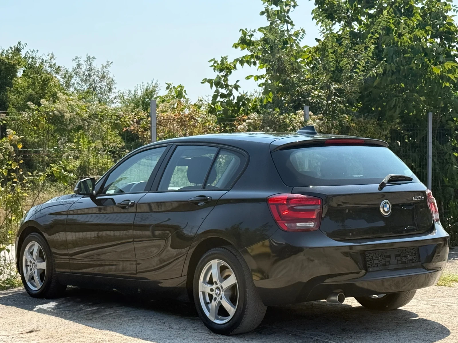 BMW 120 d Автомат Италия, снимка 5 - Автомобили и джипове - 53447293