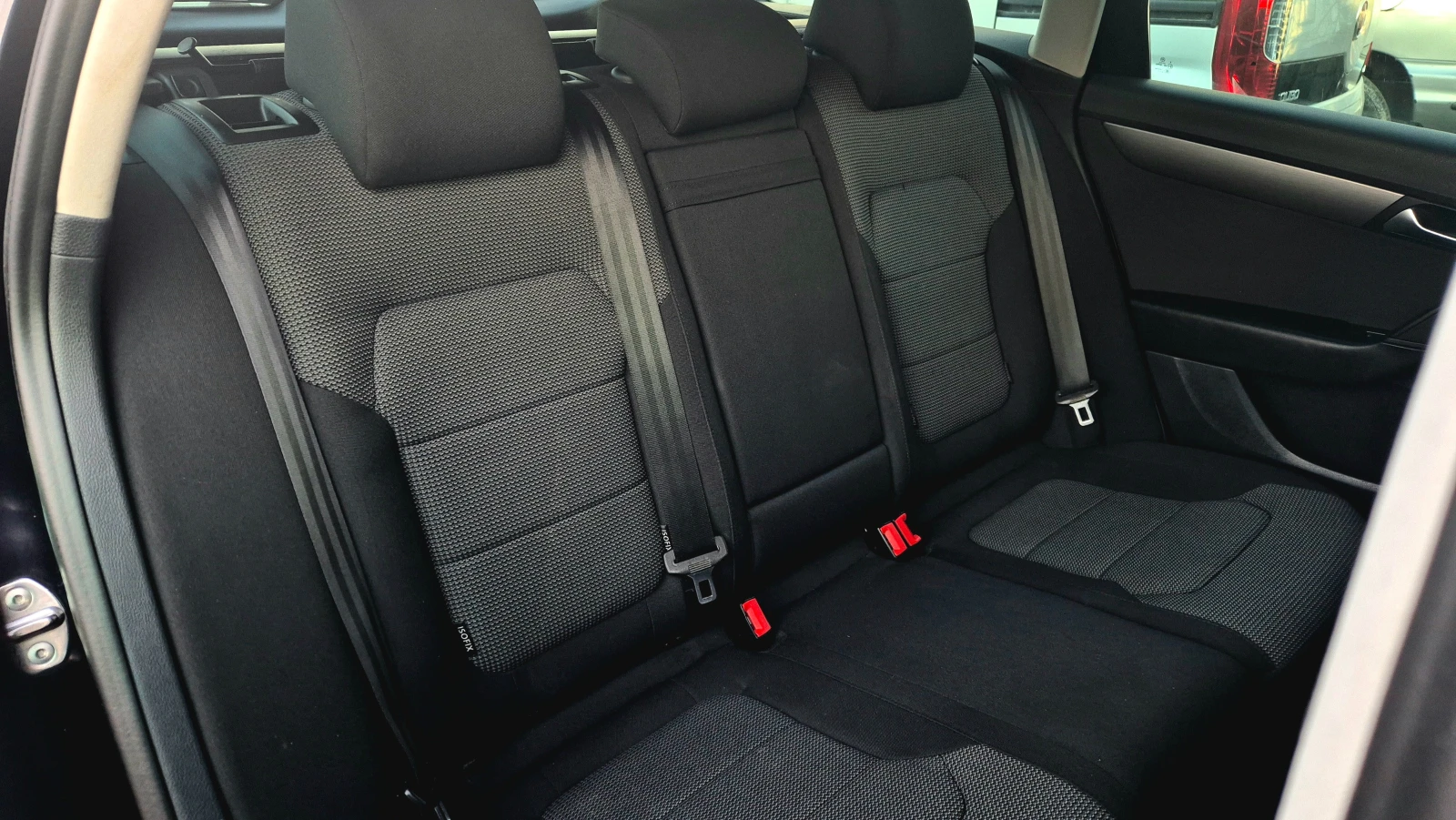 VW Passat 6 - СКОРОСТИ - изображение 9