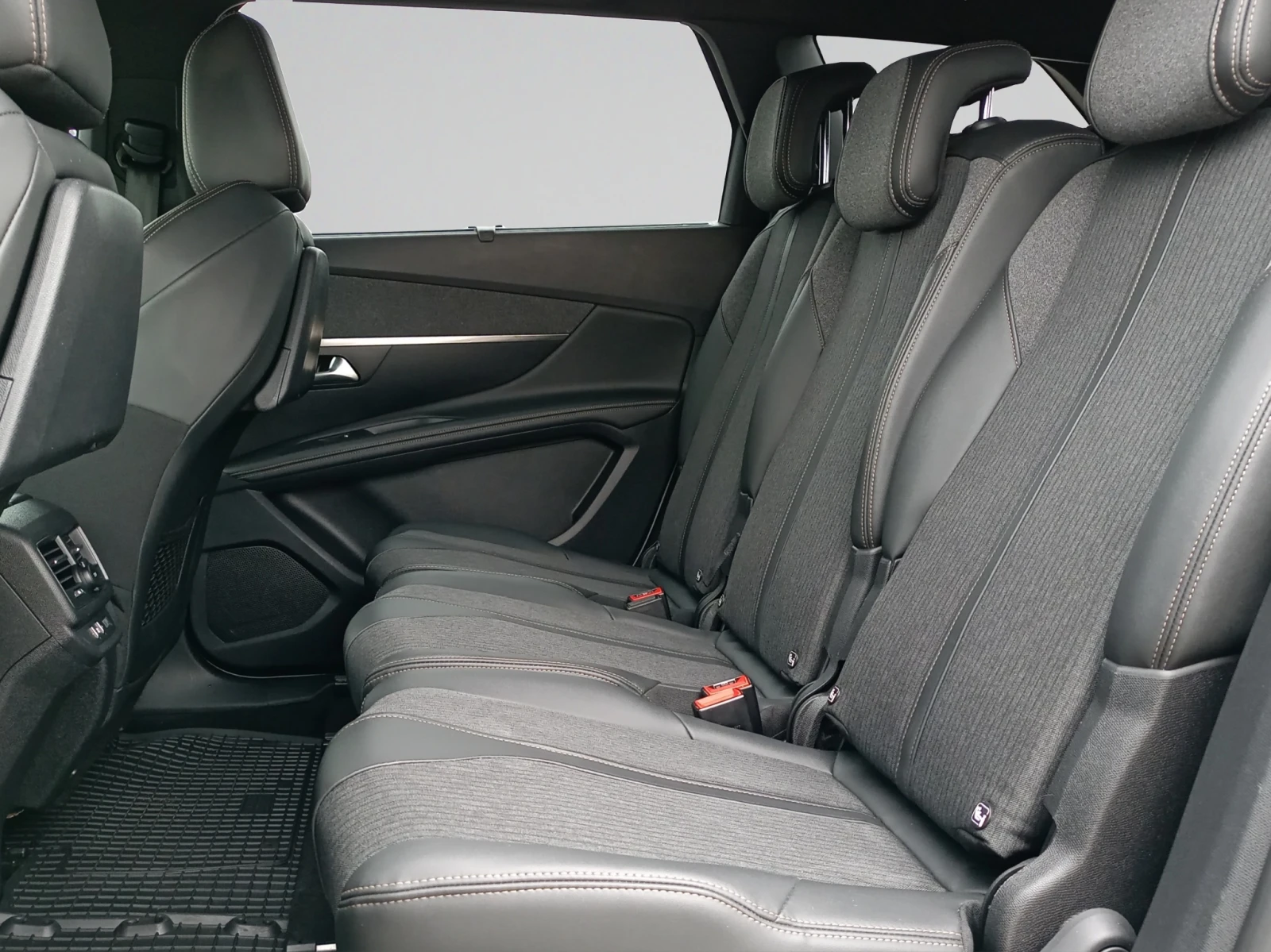 Peugeot 5008 NEW GT LINE 1.5 BlueHDi 130 BVM6 E6.2, снимка 10 - Автомобили и джипове - 54043263