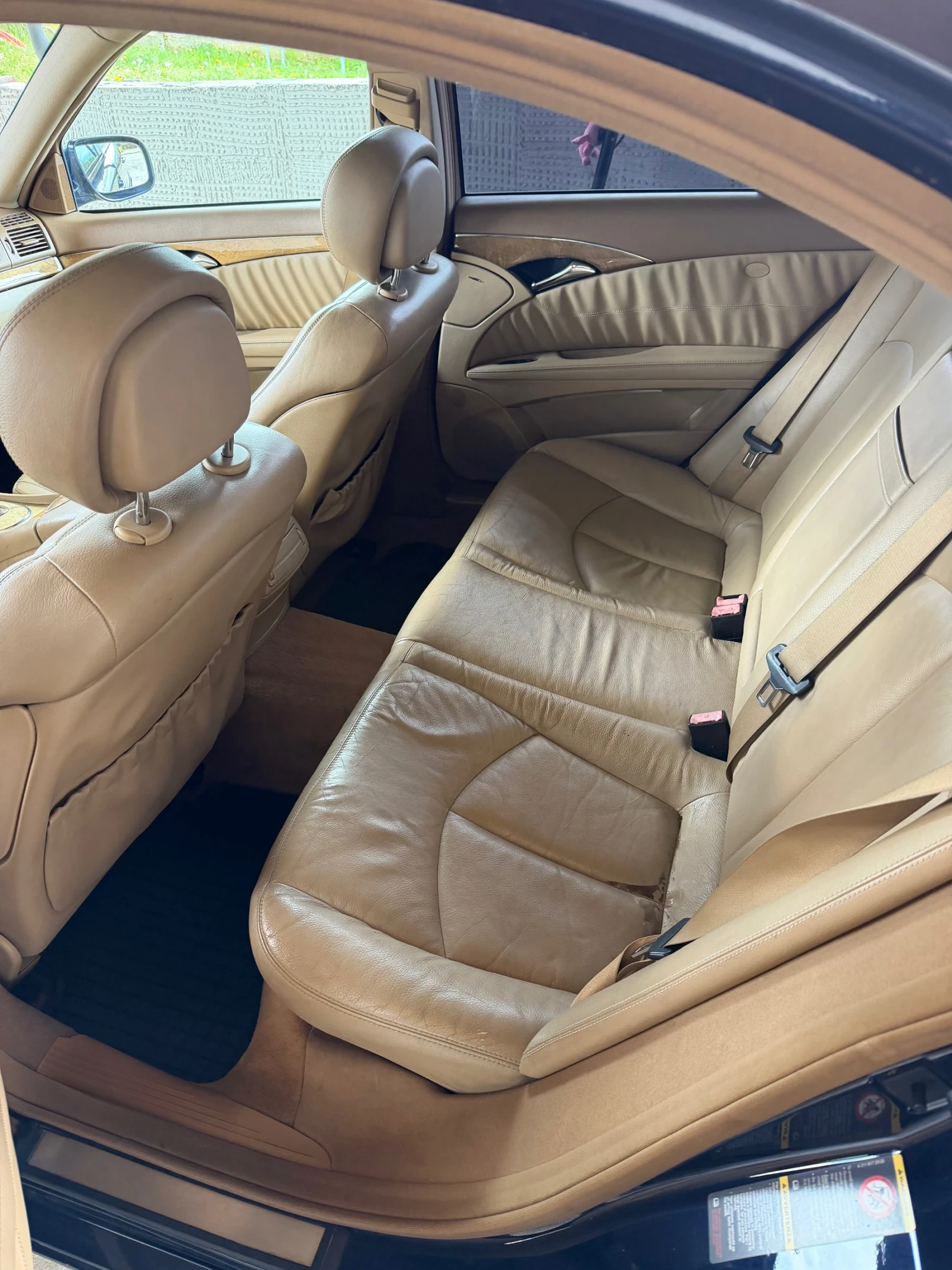 Mercedes-Benz E 320 320cdi evo 224hp На пружини, снимка 15 - Автомобили и джипове - 54308389