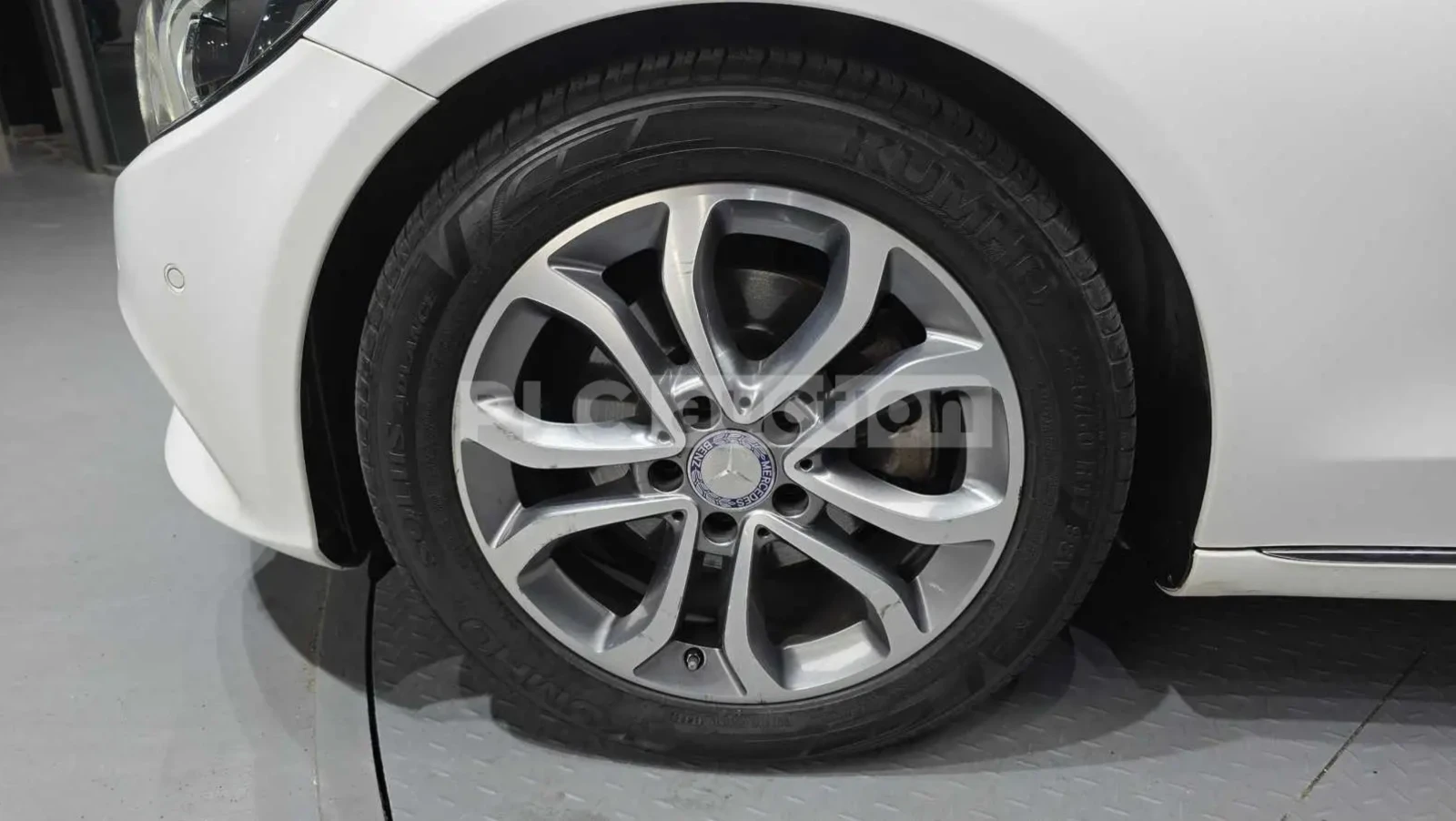 Mercedes-Benz C 220 АВТОКРЕДИТ, снимка 3 - Автомобили и джипове - 54369658