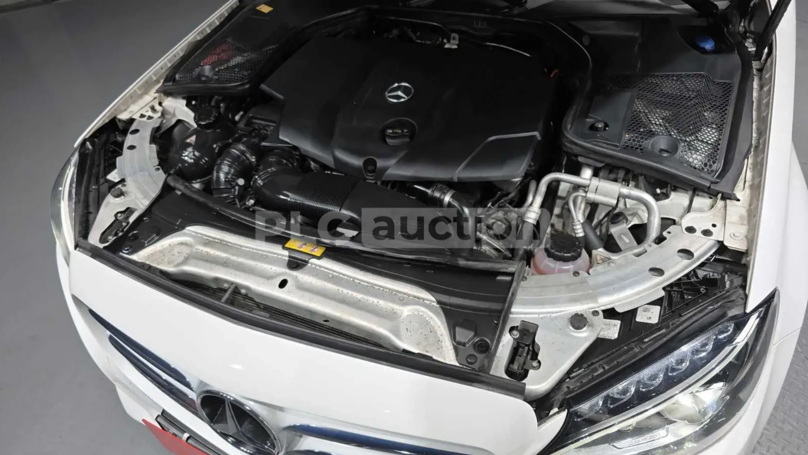 Mercedes-Benz C 220 АВТОКРЕДИТ, снимка 4 - Автомобили и джипове - 54369658