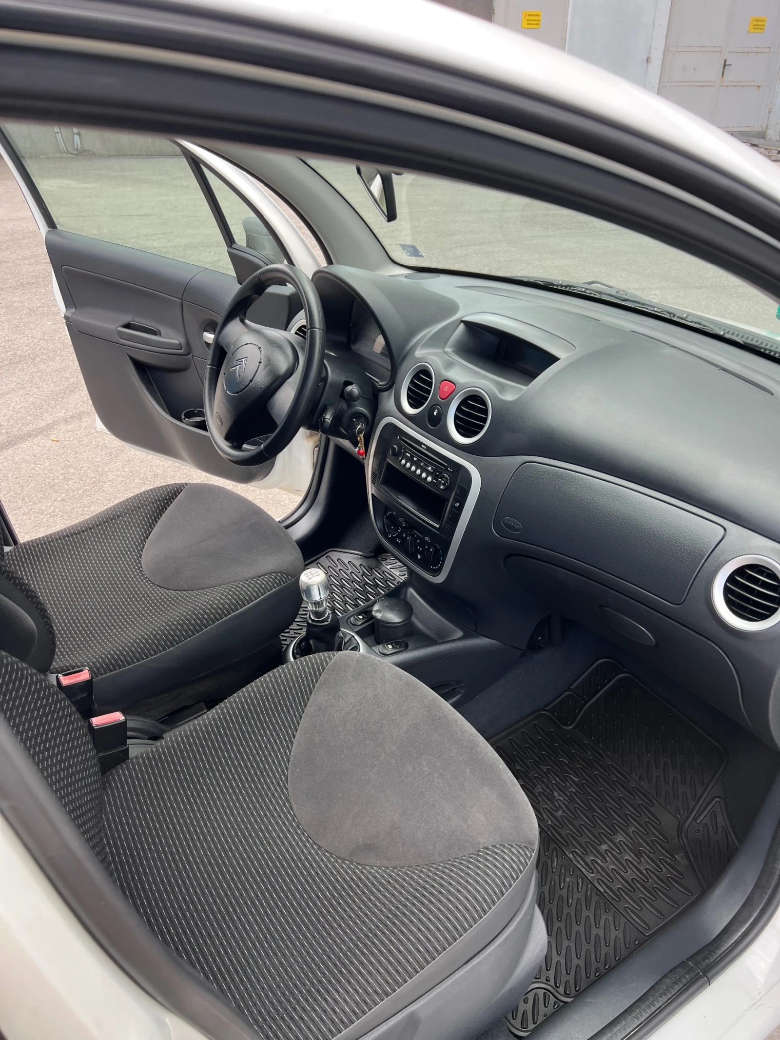 Citroen C3 1.1, снимка 10 - Автомобили и джипове - 54417228