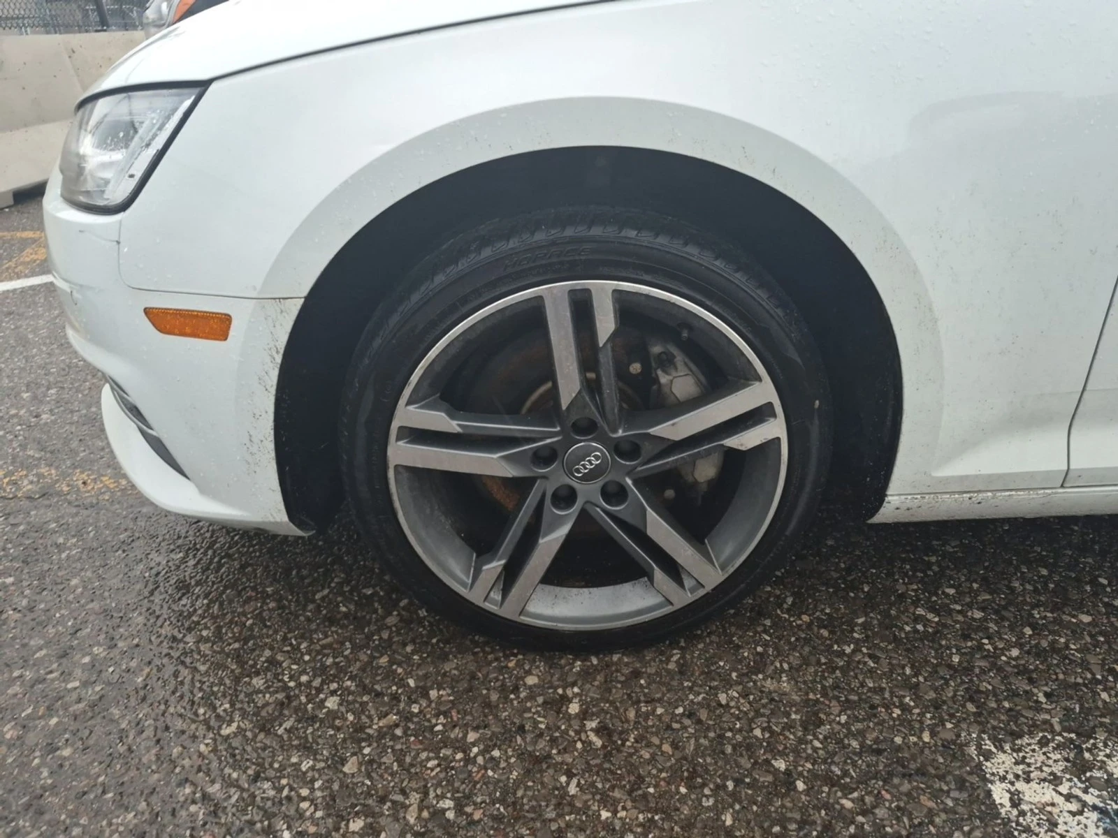Audi A4 TECHNIK* AвтоКредит * (ЦЕНА ДО БГ), снимка 5 - Автомобили и джипове - 54444921