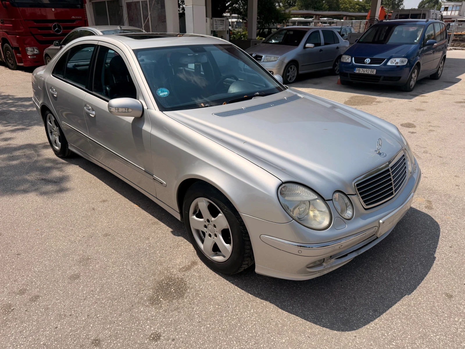 Mercedes-Benz E 320 CDI 204к.с., снимка 4 - Автомобили и джипове - 54792309