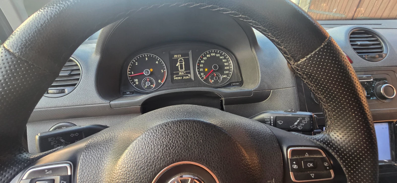 VW Caddy 2.0 TDI 4 MOTION , снимка 8 - Автомобили и джипове - 55343078