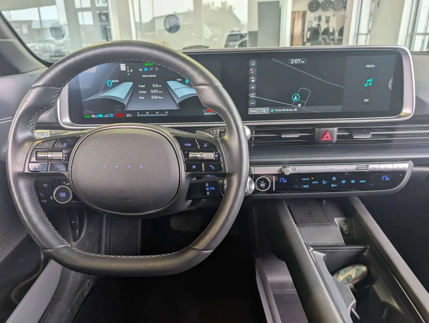 Hyundai Ioniq 6 Keyless* НАВИ* Blind spot* , снимка 10 - Автомобили и джипове - 55955547