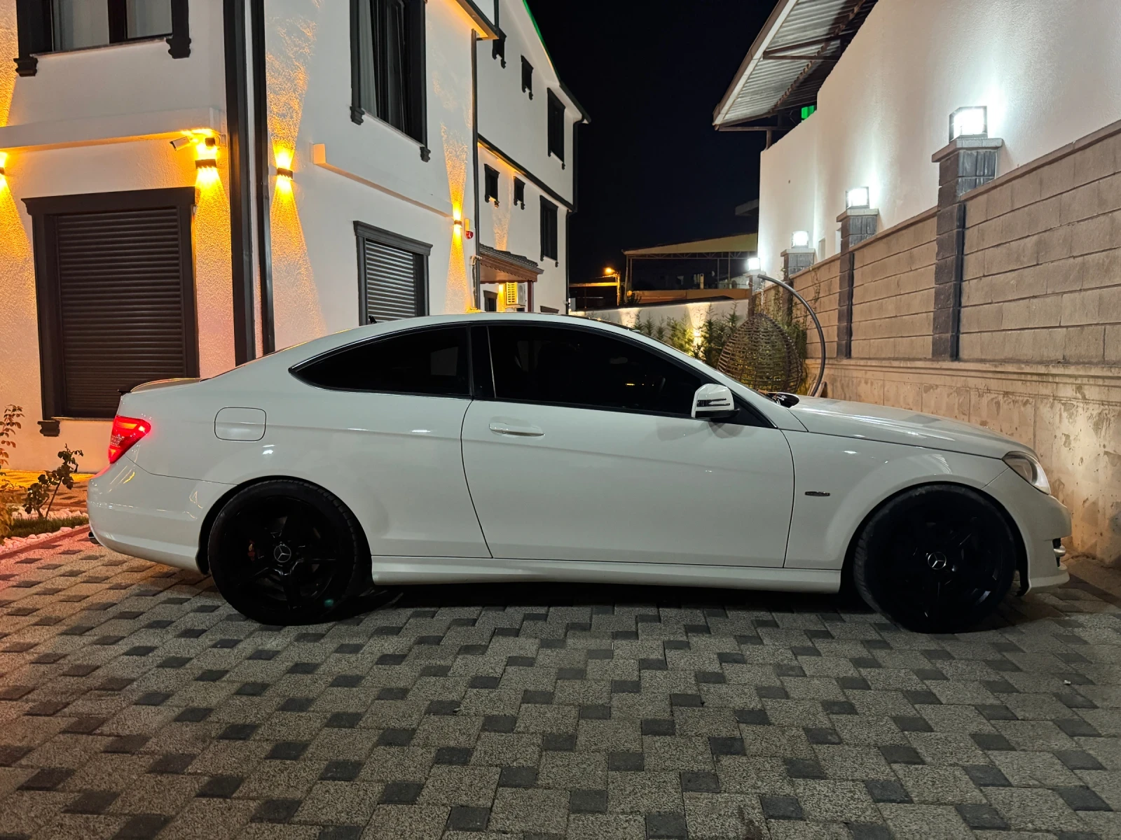 Mercedes-Benz C 250, снимка 11 - Автомобили и джипове - 56048432