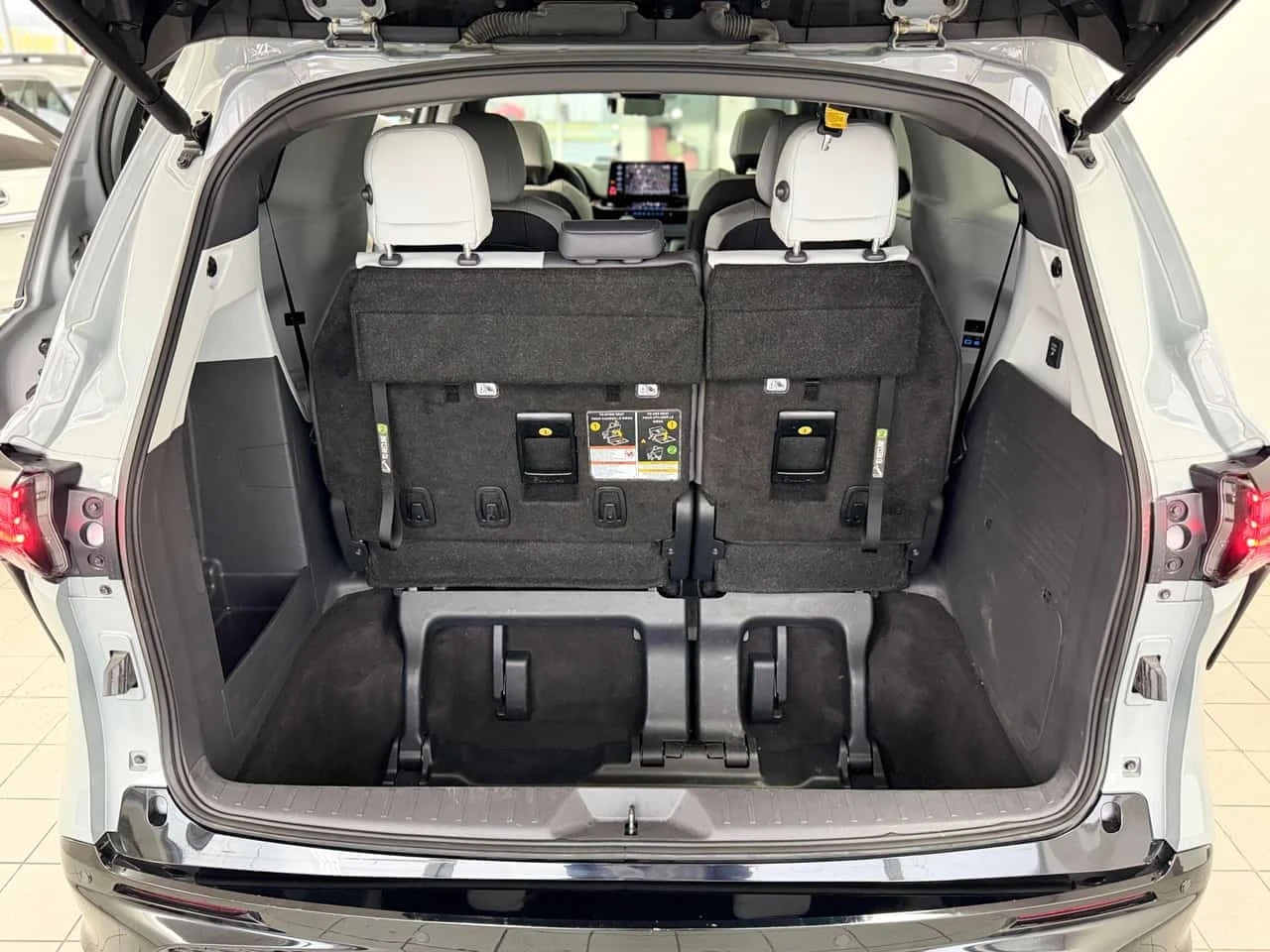 Toyota Sienna * XSE 7 Passenger AWD* ����������*  | Mobile.bg � ����������� 14