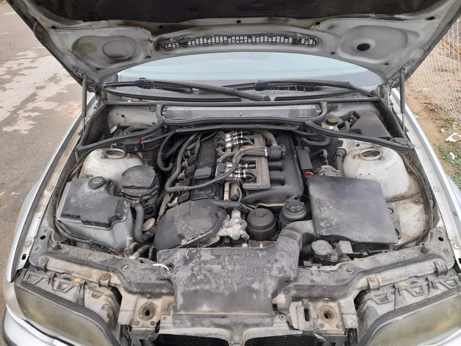 BMW 320, снимка 7 - Автомобили и джипове - 56738183