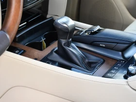 Lexus LX 570 ВСИЧКИ* ЕКСТРИ* БЕЗ* УДАРИ* FULL* , снимка 11