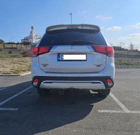 Mitsubishi Outlander 3.0 GT, снимка 12