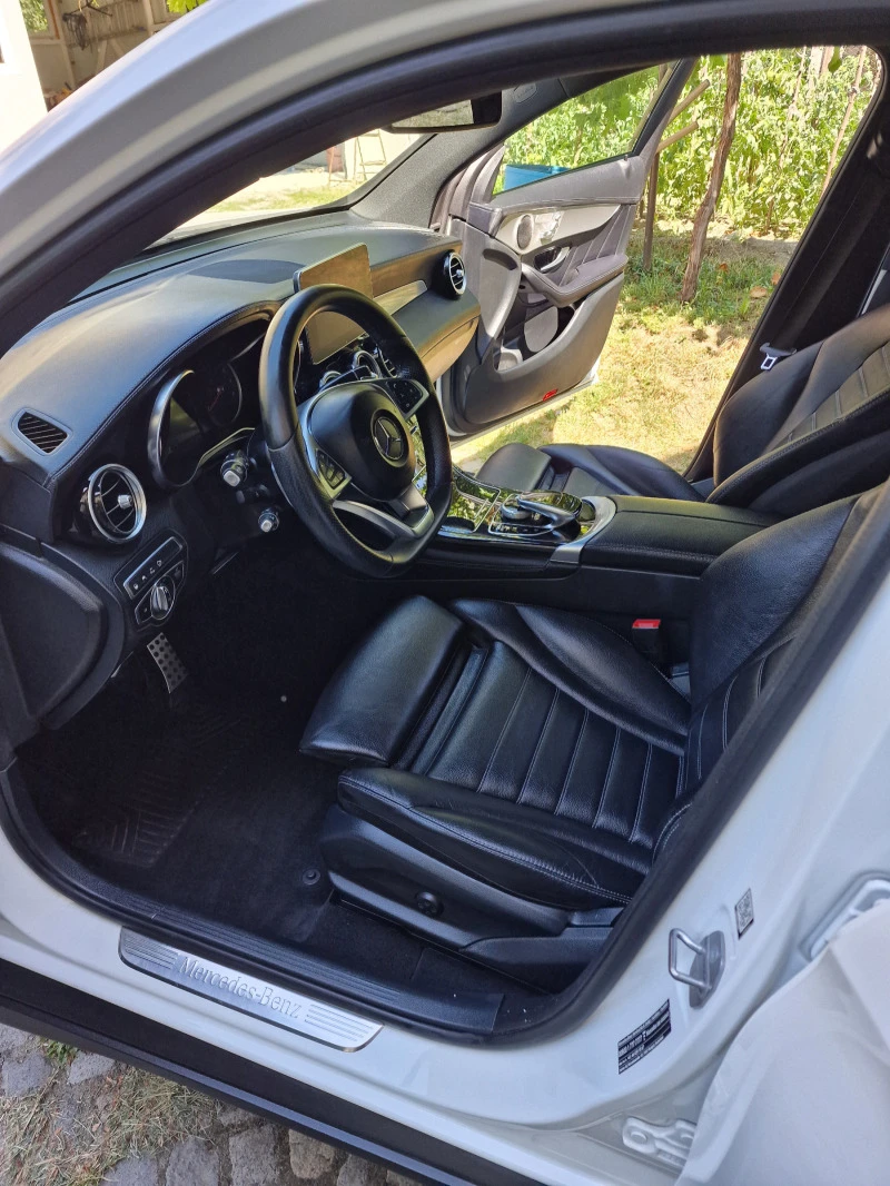 Mercedes-Benz GLC 300 Switzerland , снимка 12 - Автомобили и джипове - 47452403