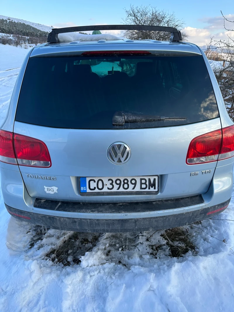 VW Touareg, снимка 2 - Автомобили и джипове - 49235775