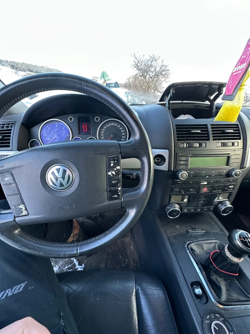 VW Touareg, снимка 1 - Автомобили и джипове - 49235775